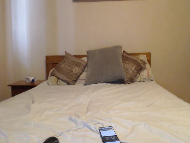 Live sex webcam photo for Aahh_Emilia #264902635