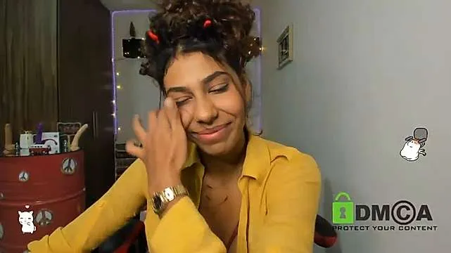 Live sex webcam photo for lowievega #241842589