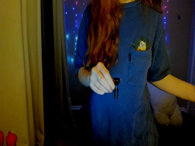 Live sex webcam photo for Haileystormxo #255806033