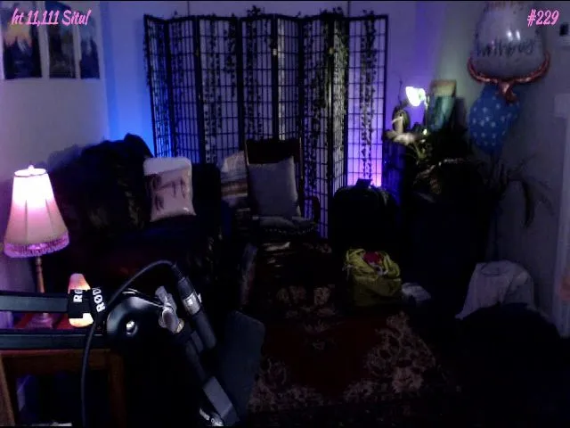 Live sex webcam photo for Sophelia #258001228