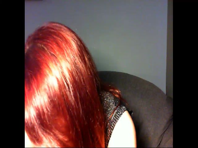 Live sex webcam photo for VirginLuna18 #253820903