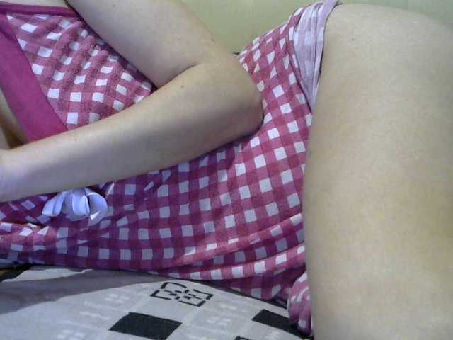 Live sex webcam photo for Saraoff82 #241045859