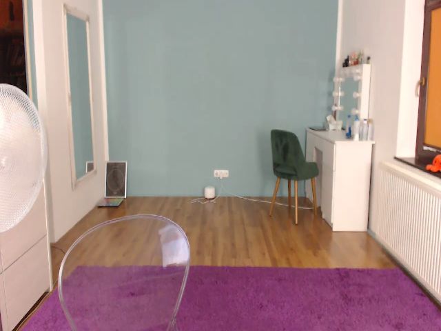 Live sex webcam photo for Conny___ #253235180