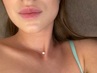 Live sex webcam photo for SweetyEvy1 #240831381