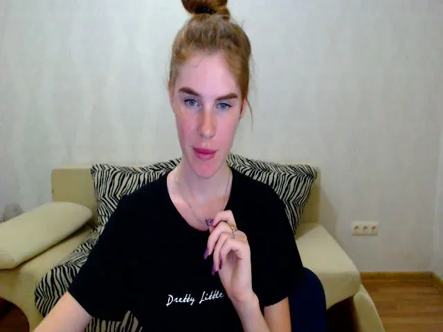Live sex webcam photo for Vesnyshka #255758221