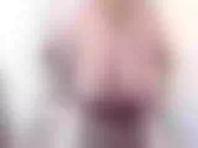 Live sex webcam photo for CiaraEbonyxxx #263476519