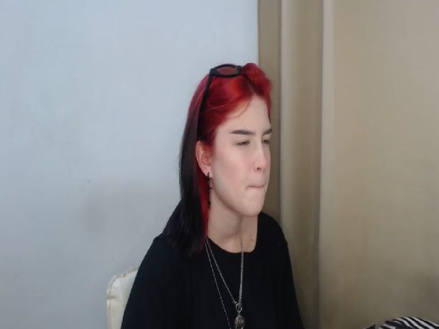 Live sex webcam photo for KateKoss #256258286