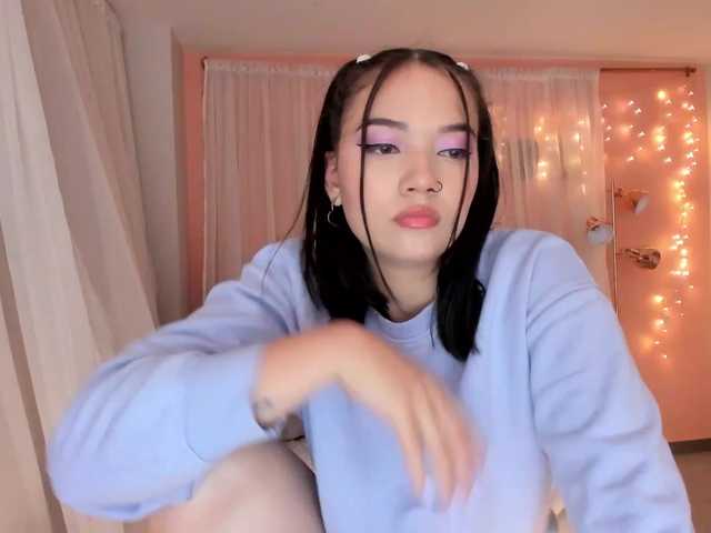 Live sex webcam photo for haleyGreen #246932490