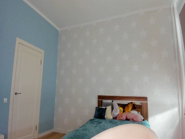 Live sex webcam photo for Saymemoore #258542974