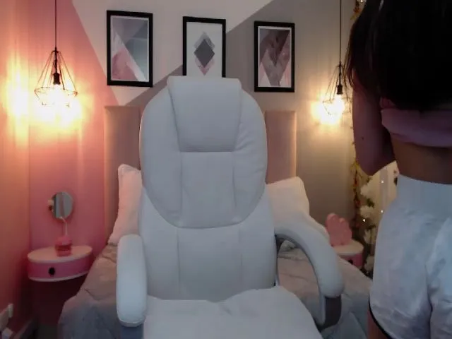 Live sex webcam photo for Zoe_mill3r #252847701