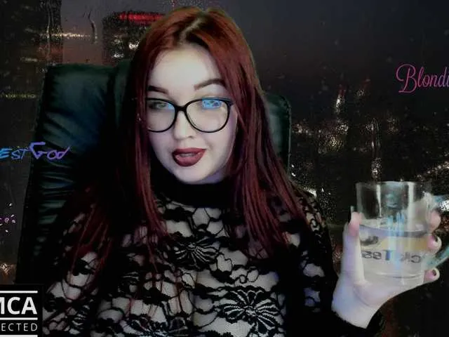 Live sex webcam photo for relyka #241356358