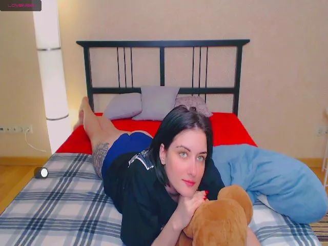 Live sex webcam photo for Elise_sweet #261513463