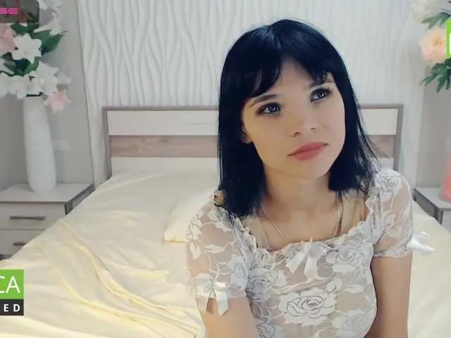 Live sex webcam photo for look-at-me #255195456