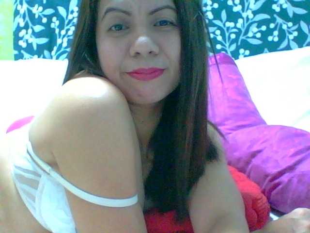 Live sex webcam photo for Scarletteb #245378020