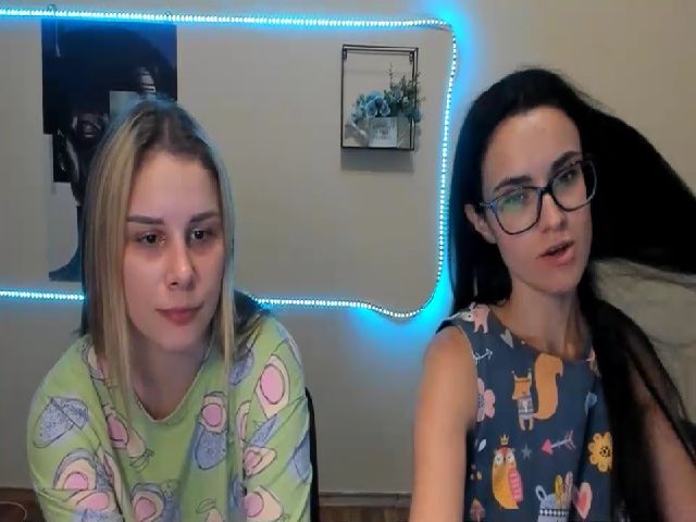 Live sex webcam photo for PolliMilk #259892615