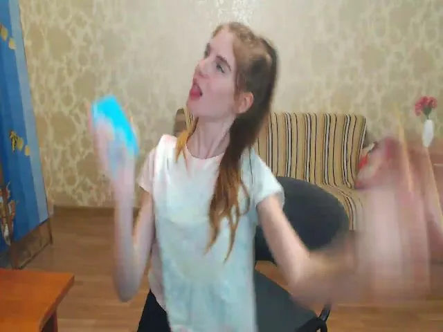 Live sex webcam photo for Vesnyshka #265174441