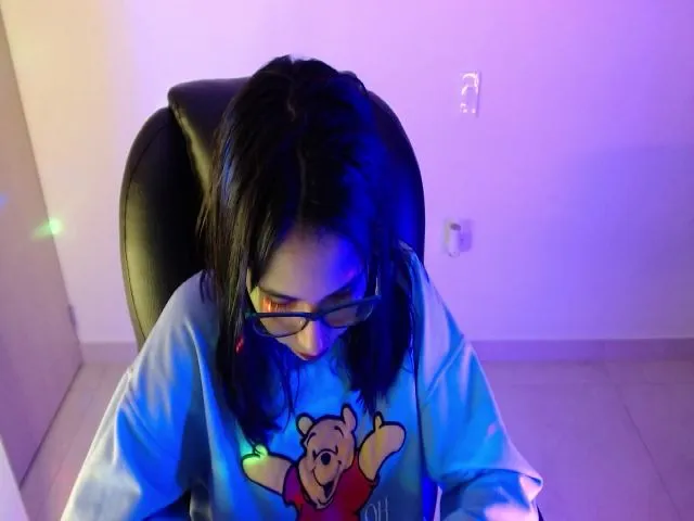 Live sex webcam photo for Addisonclark9 #255827317