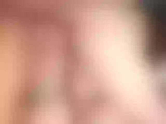Live sex webcam photo for miacamhot #241144196