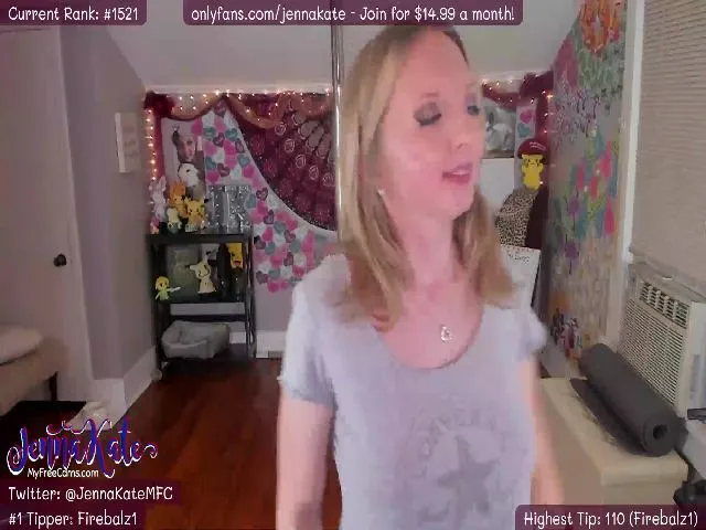 Live sex webcam photo for JennaKate #253305789