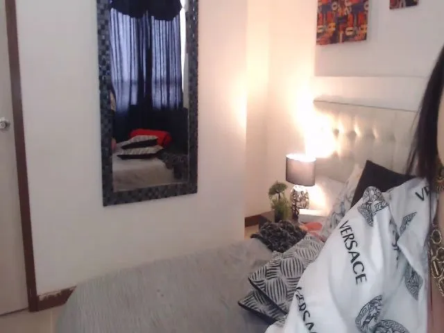 Live sex webcam photo for Pamelas_ #263869257