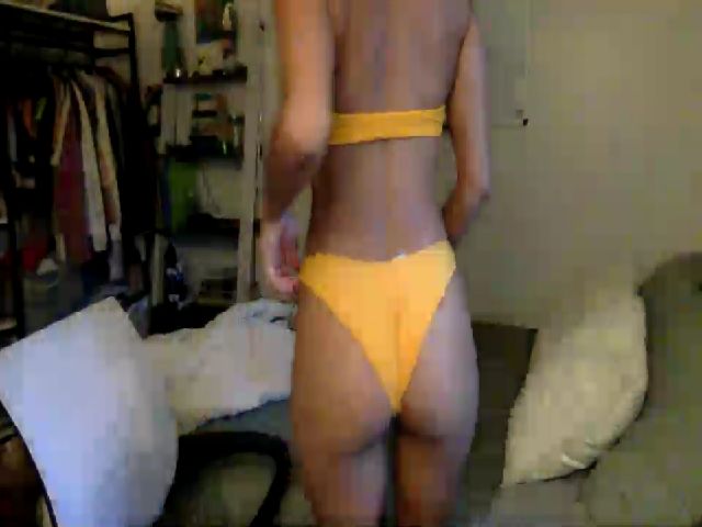 Live sex webcam photo for MixedBeauty45 #254949046