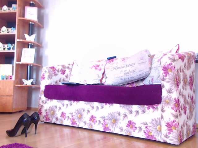 Live sex webcam photo for Petrra #244443004