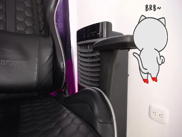 Live sex webcam photo for BiancaMiller #253779173