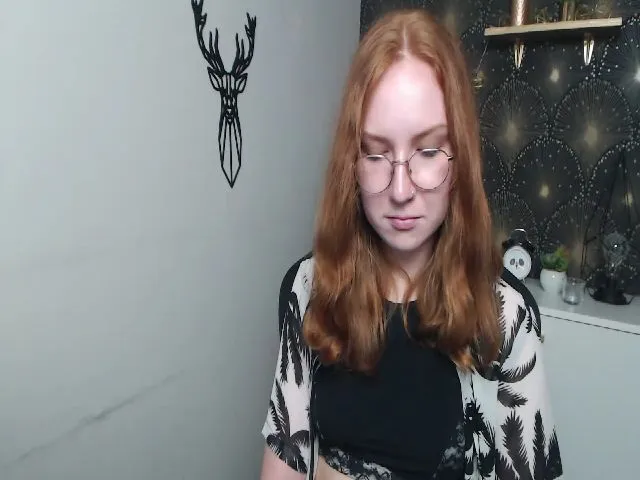 Live sex webcam photo for KISSxGABBY #254564698