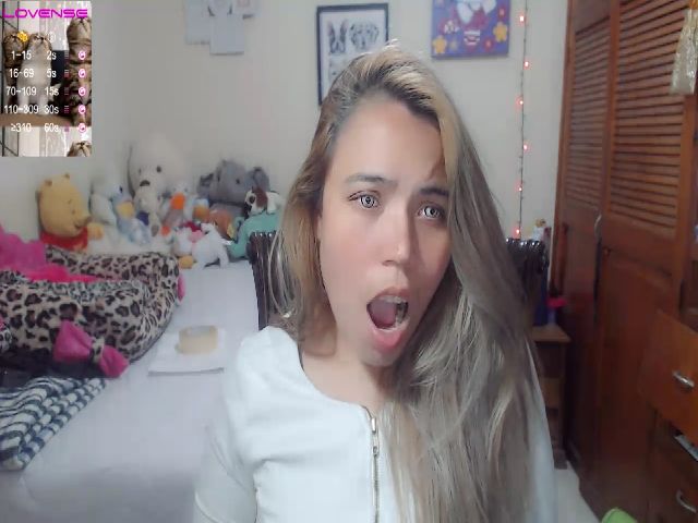 Live sex webcam photo for Meganhill_ #256529361