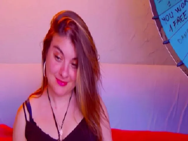 Live sex webcam photo for Kellsie #256326177