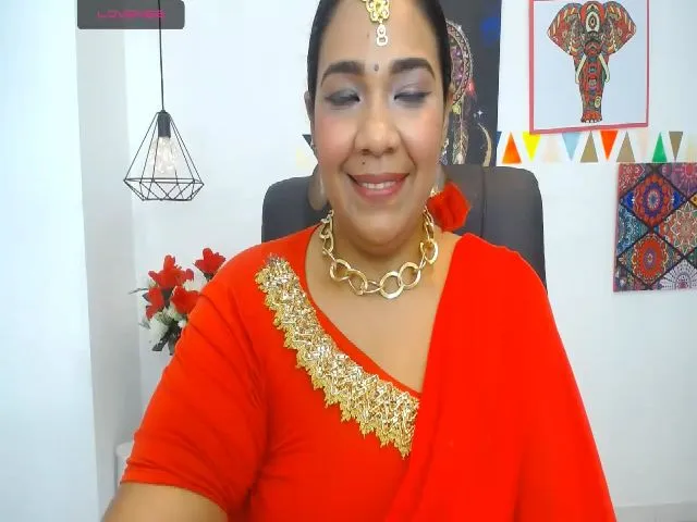 Live sex webcam photo for IndianMama #257651418