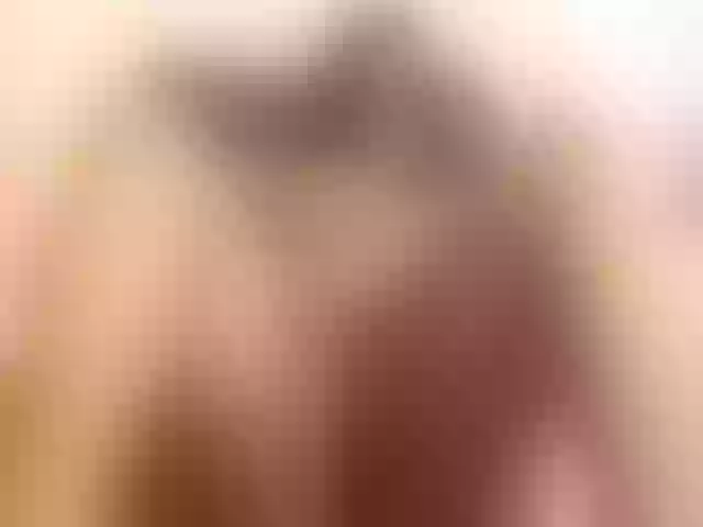 Live sex webcam photo for Sweetnozie #262153730