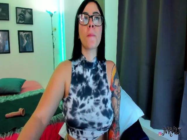 Live sex webcam photo for Juanabrau #260851974