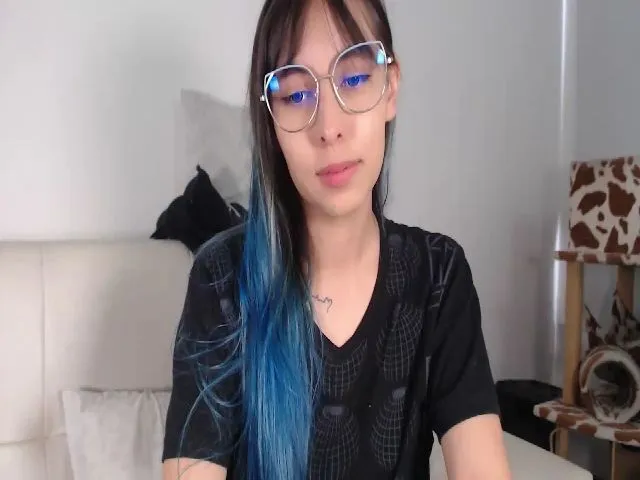 Live sex webcam photo for BlueCoraline #253138863