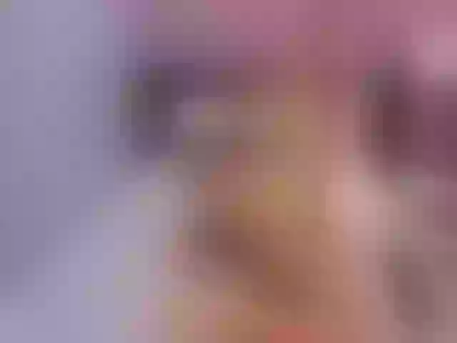 Live sex webcam photo for RubyStar0 #261579888