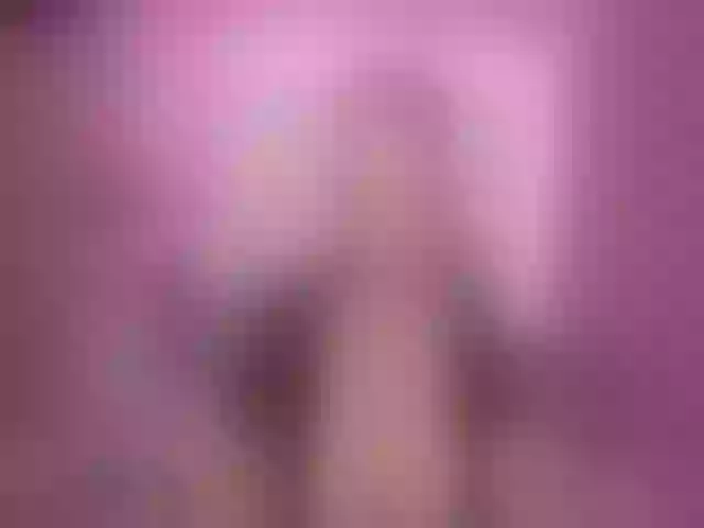 Live sex webcam photo for PtiMermaid #253738769