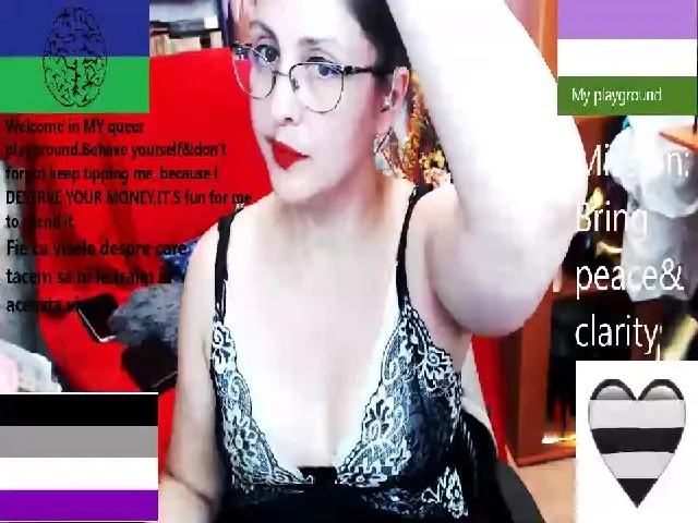 Live sex webcam photo for ImperatrizaS #265460941