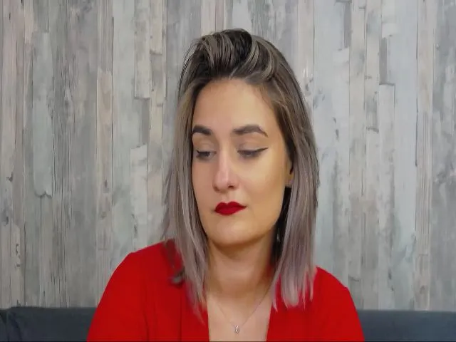 Live sex webcam photo for SecretAmber #255935515