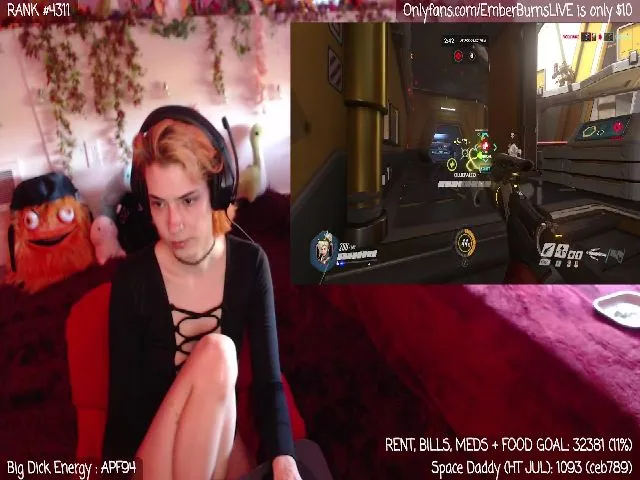 Live sex webcam photo for EmberBurns #254677321