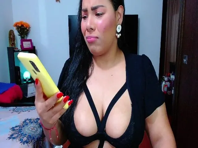 Live sex webcam photo for Destiny_Sweet #262463536
