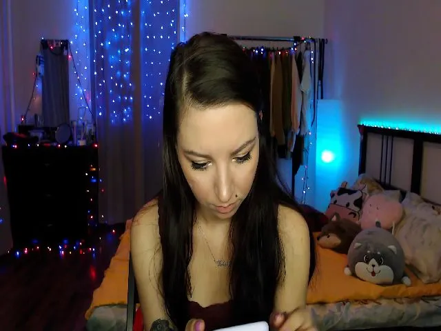 Live sex webcam photo for My_Free_Cat #253569253