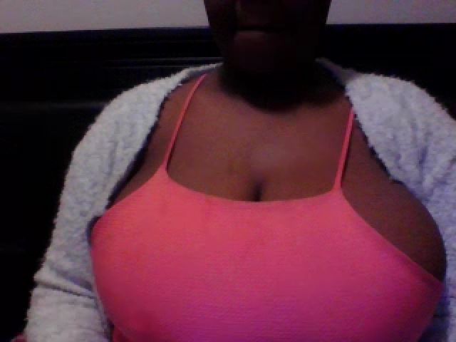 Live sex webcam photo for TheMajestibbb #258258970