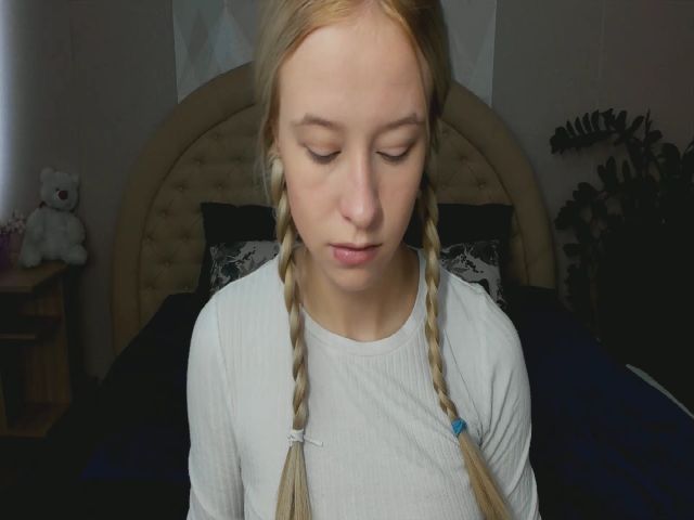 Live sex webcam photo for Tery_Hether #255003029