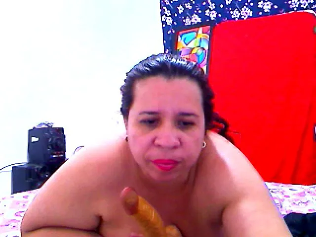 Live sex webcam photo for LatinaBigAss4 #265126265
