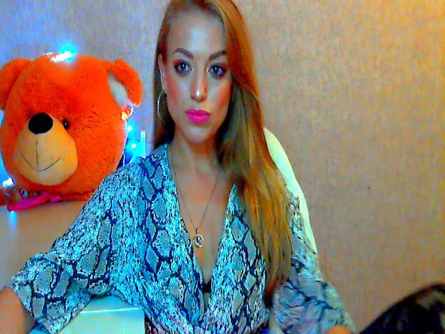 Live sex webcam photo for Hollyda #264009549