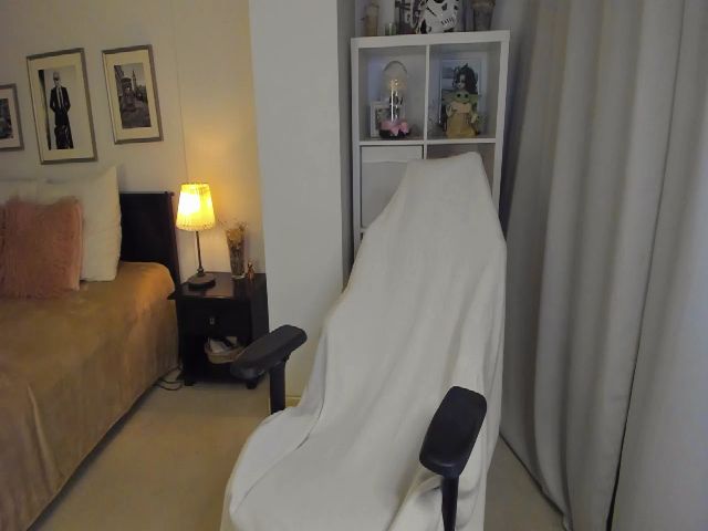 Live sex webcam photo for iwantcarla #254886932