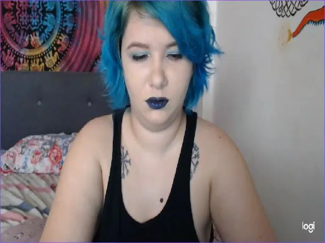 Live sex webcam photo for GoddessEmma #260572223