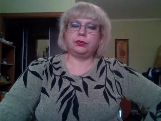 Live sex webcam photo for LOLA88888 #240687808