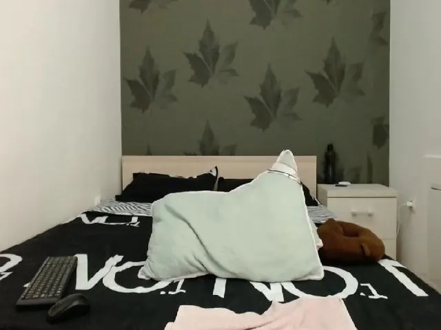 Live sex webcam photo for Charly_jo #255056403