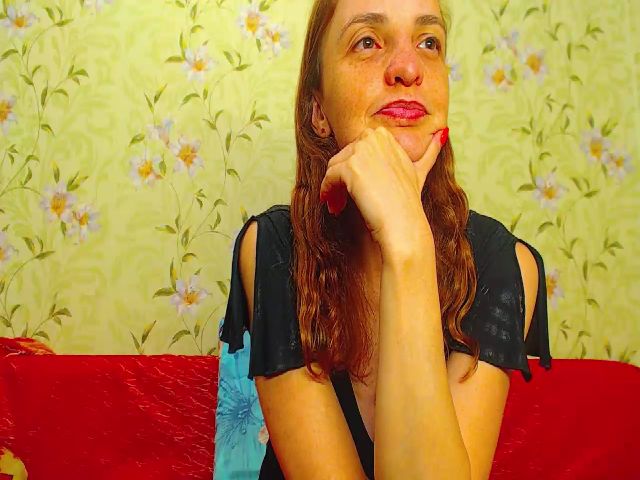 Live sex webcam photo for CarolineFishr #256106518